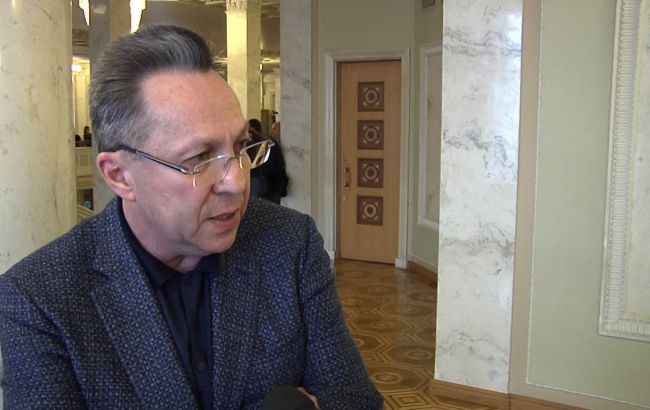 Нардеп від НФ подав в суд на один з медіахолдингів