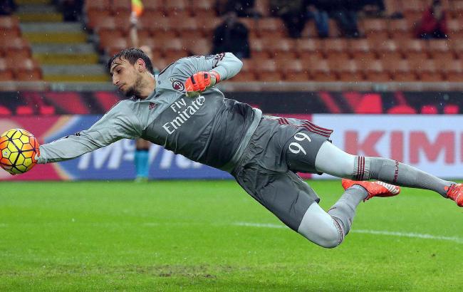 Агент воротаря "Мілана" попросив клуб анулювати новий контракт