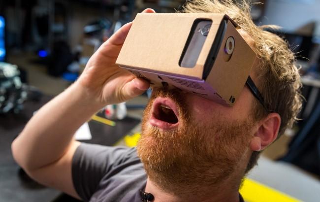 Google разрабатывает новые очки виртуальной реальности
