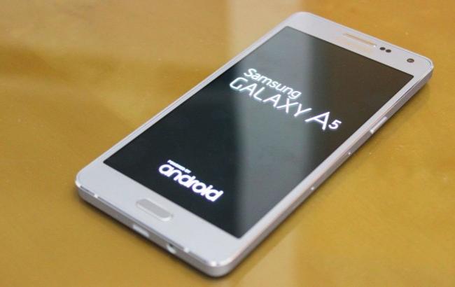 До официального анонса: в сети появилось видео нового Samsung Galaxy A5