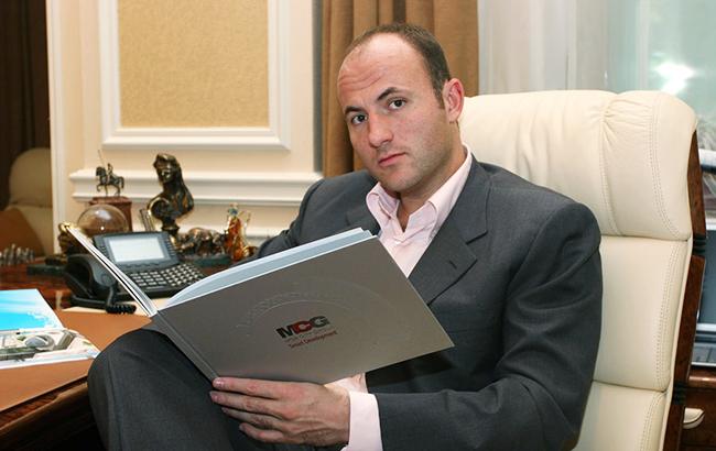 РФ намагається вивести Промінвестбанк з-під санкцій за допомогою "ручного" бізнесмена Фукса, - експерт