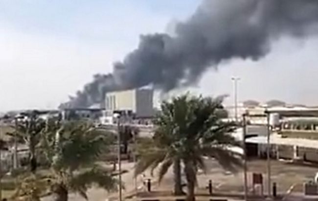 МЗС засудило атаку аеропорту і нафтосховищ в Абу-Дабі