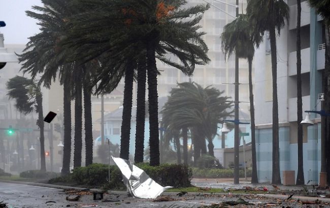 Ураган "Мэтью": из-за непогоды отменены 4,5 тыс. авиарейсов