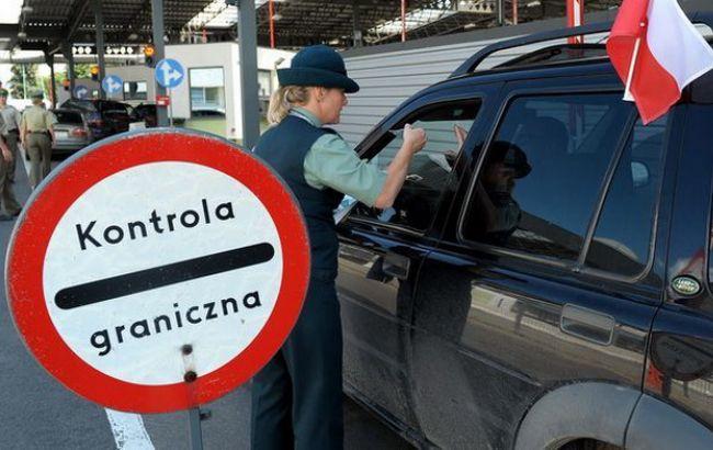 На границе с Польшей в очередях стоят свыше 800 автомобилей