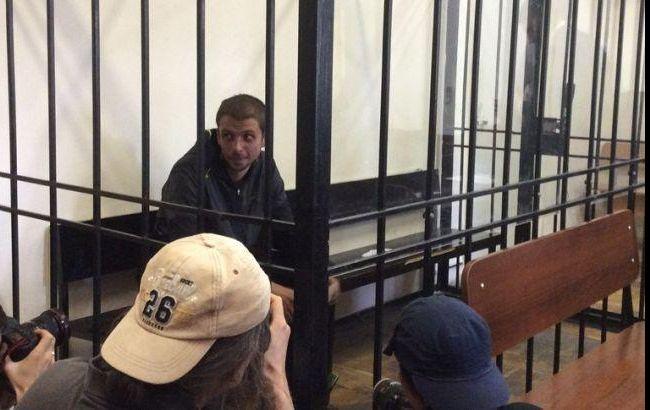 Суд оставил под стражей подозреваемого в убийстве Бузины Андрея Медведько