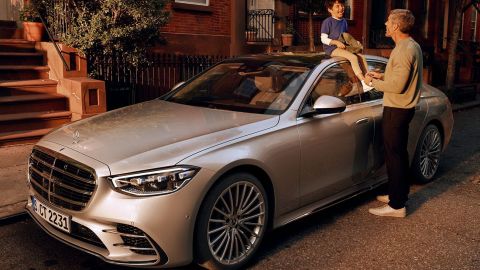 Вперше за п'ять років: BMW обійшов з продажу Mercedes