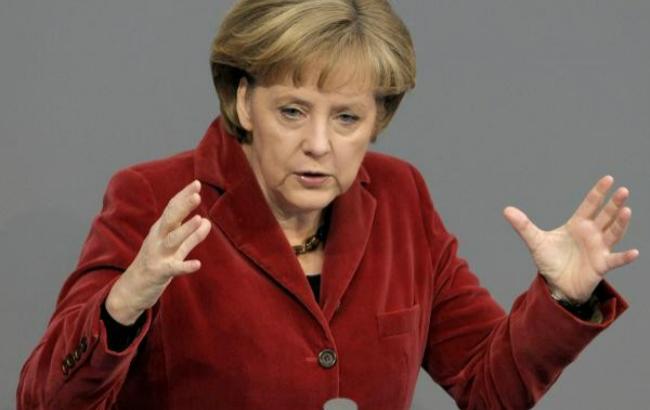 Меркель "за" единый подход в отмене санкций против Ирана