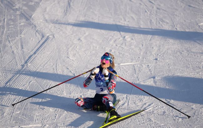Норвежская лыжница взяла первое "золото" зимней Олимпиады-2022