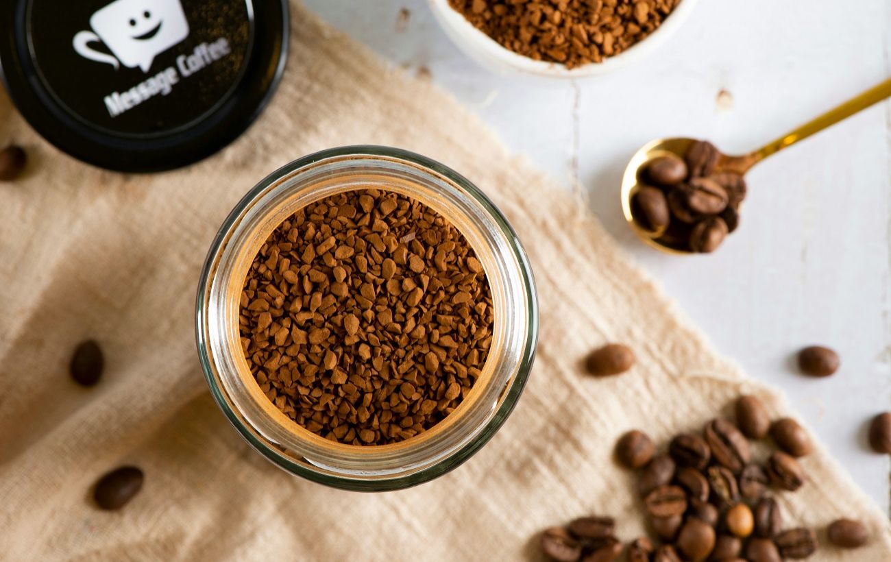 Розчинна чи заварена: яка кава корисніша і чи можна пити її щодня