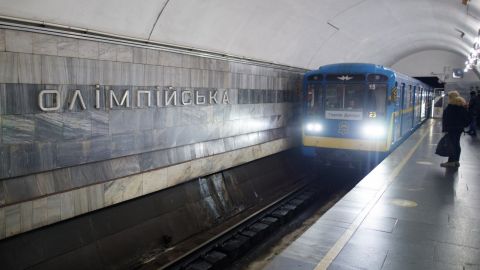 З'явилися фото нововведення в метро Києва: такого ще не було