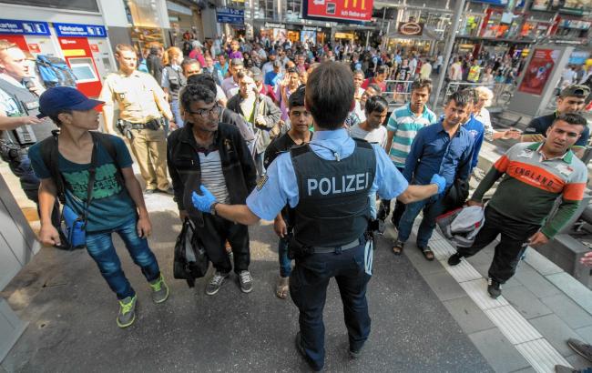 Spiegel: разведка Германии вербует мигрантов