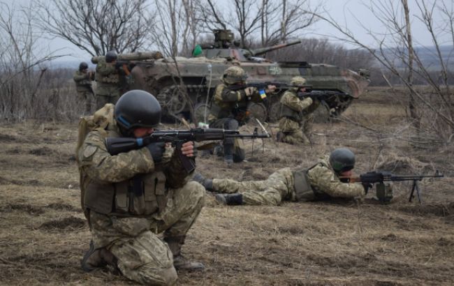 За добу на Донбасі загинули п'ять українських військовослужбовців, - штаб АТО