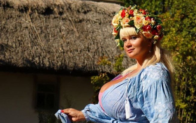 Украинка с 13 размером груди проведет дебютный бой в ММА на глазах у Макгрегора