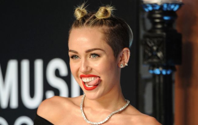 Майли Сайрус станет ведущей церемонии MTV Video Music Awards