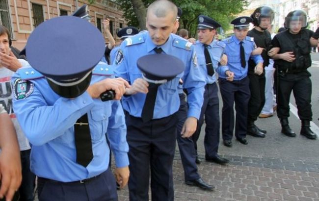 Милиция в Украине должна быть ликвидирована в течение 3 месяцев, - МВД