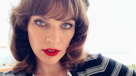 Проснулась с пончиками: 44-летняя Милла Йовович назвала чудом свою третью беременность