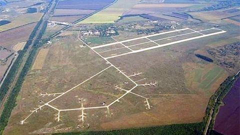 Обстрел РФ аэродрома в Кропивницком: хотели захватить самолет россиян, а раскрыли координаты