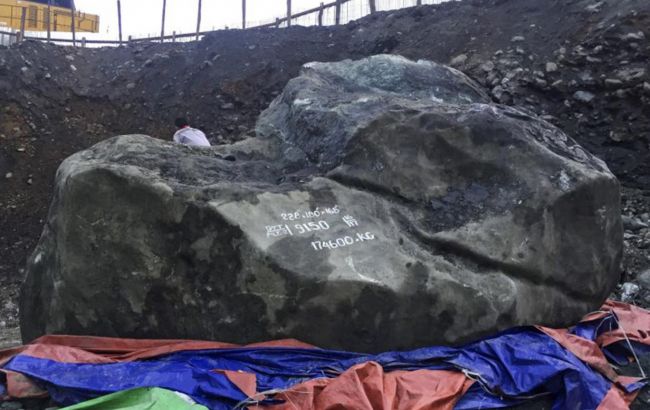 У М'янмі виявили нефритову брилу вартістю 140 млн фунтів