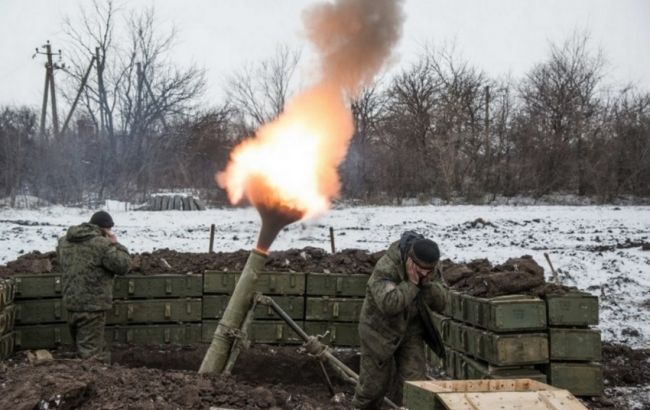 Уночі бойовики продовжили обстріли біля Донецька і Маріуполя