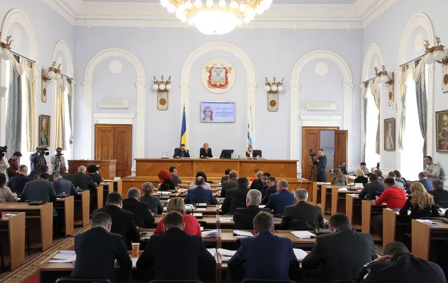 Николаевский горсовет не смог отменить региональный статус русского языка