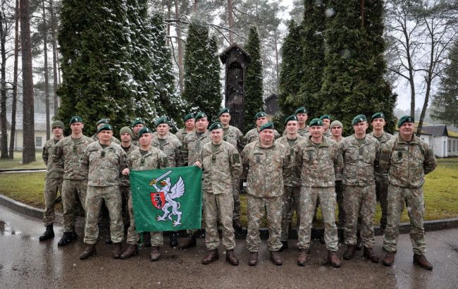 Литва відправила до Німеччини першу групу інструкторів для навчання українських військових