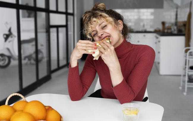 Почему зимой мы едим больше: объяснение врача