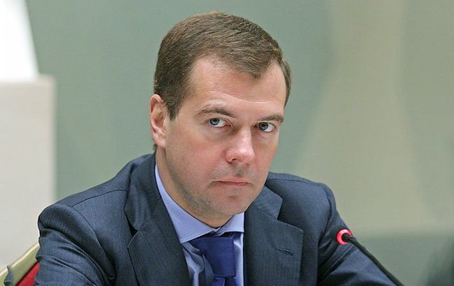 Медведев: Россия будет открыта к диалогу с новым руководством Украины