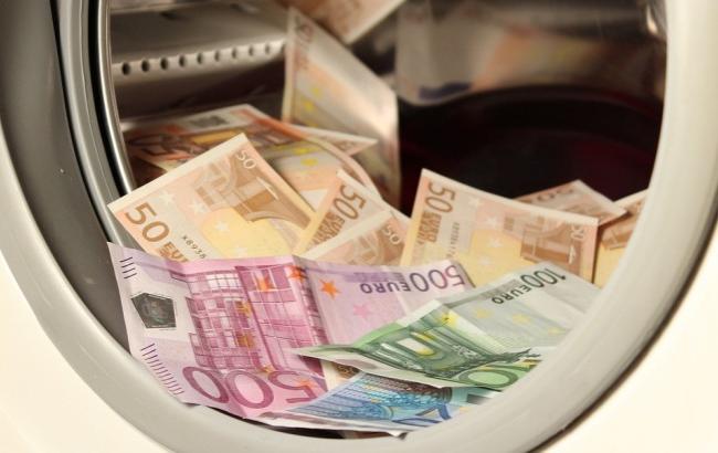 В Одеській області знову взяли на роботу хабарника, який заплатив заставу 1 млн гривень