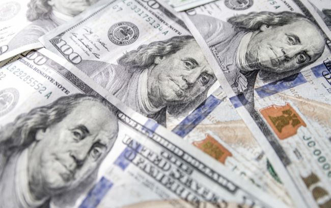 Межбанк закрылся снижением курс доллара