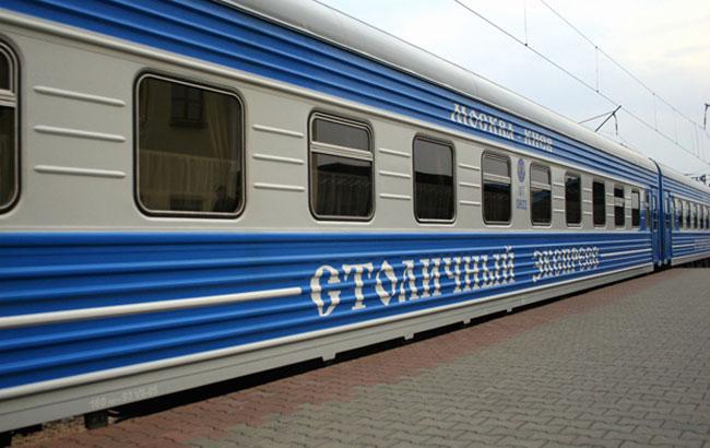 "Чемодан, вокзал, Украина": запуганные Путиным россияне больше не ездят к нам легально