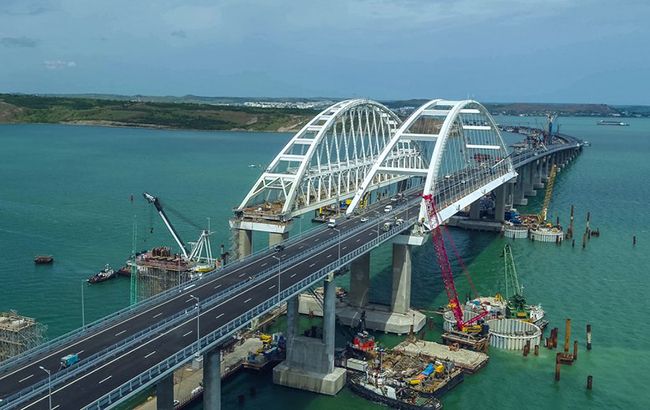 Оккупанты собираются закрыть Крымский мост: что происходит