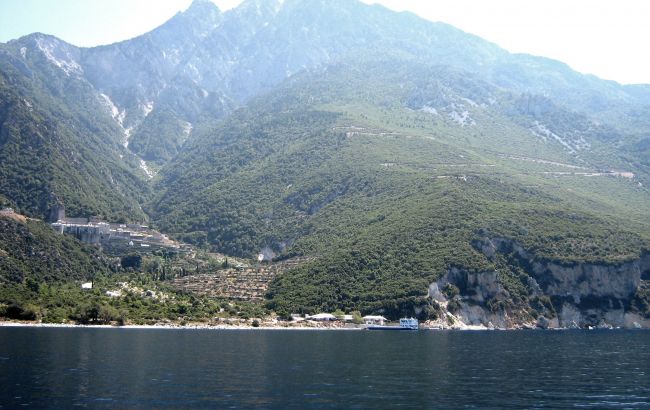 Два дні блукали в горах: на Афоні врятували двох українців