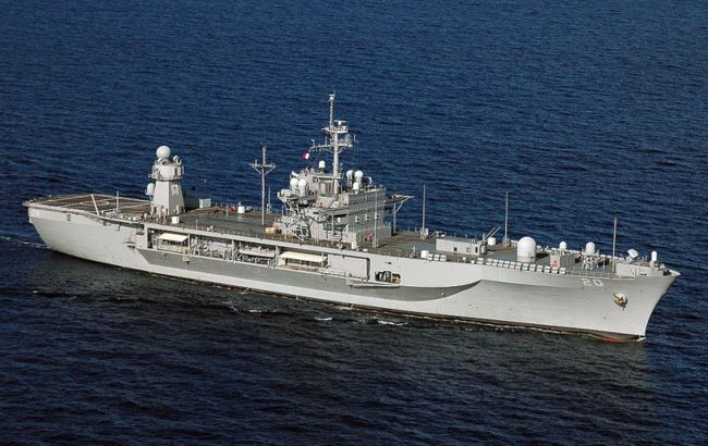 Корабль ВМС США вошел в Черное море. Россия наблюдает