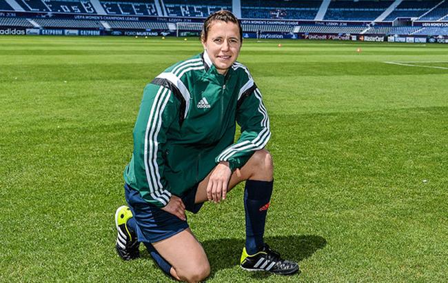 Вперше в історії судити матчі на ЧС-2018 запрошують арбітра-жінку