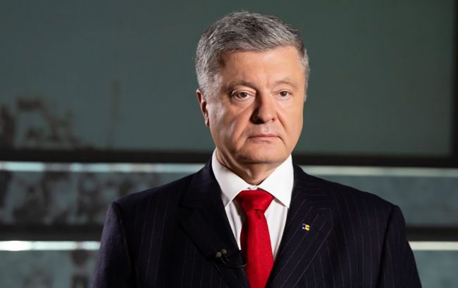 Давление на Кремль должно продолжаться непрерывно, пока не будут освобождены земли, - Порошенко