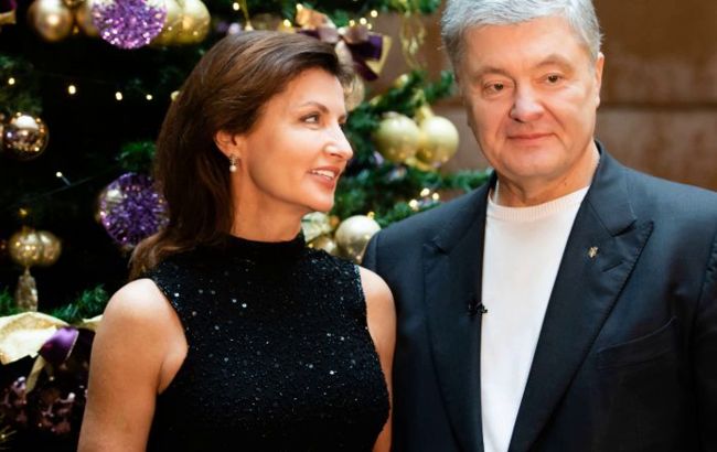 Порошенко поздравил украинцев с Новым годом и пожелал Украине побед