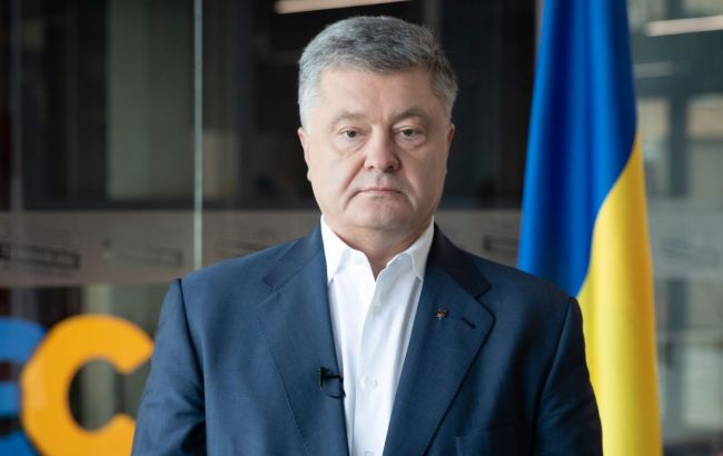 Порошенко: білий прапор миру, який нам сьогодні пропонують - це прапор капітуляції