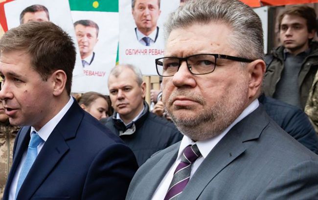 Власть руководит правоохранительной системой в ручном режиме, - адвокаты Порошенко