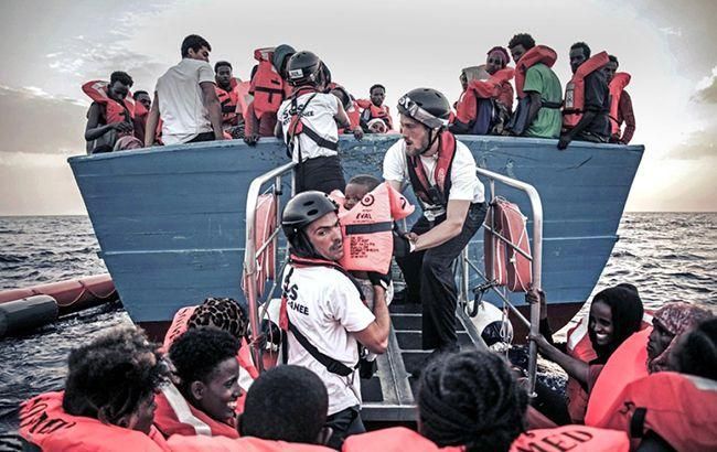 При попытке пересечь Средиземное море утонули 25 беженцев