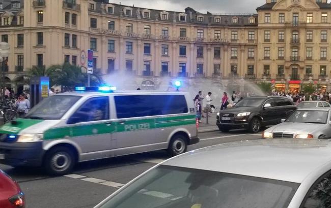 Мюнхенський стрілок спеціально заманював жертв в торговий центр за допомогою Facebook