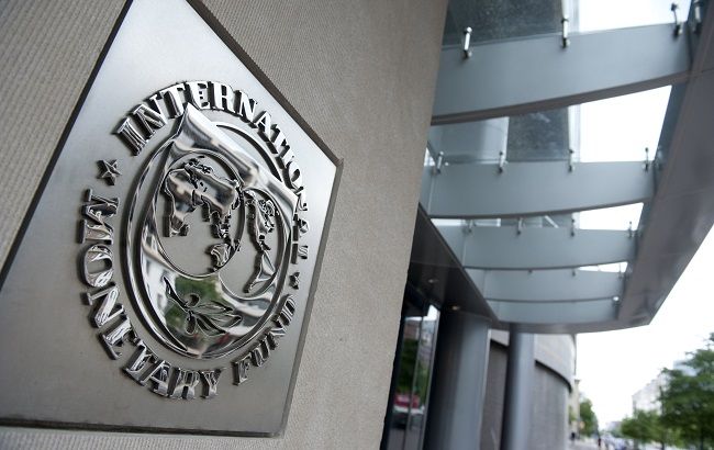 Отсрочка выделения транша МВФ грозит Украине политическими и бюджетными рисками