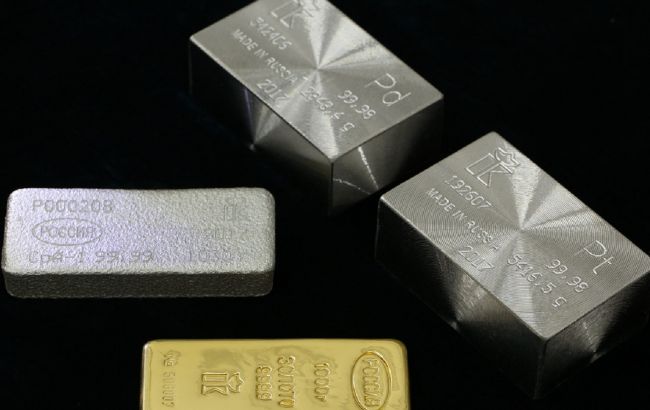 Лондон заблокував продаж платини і паладію з російських заводів