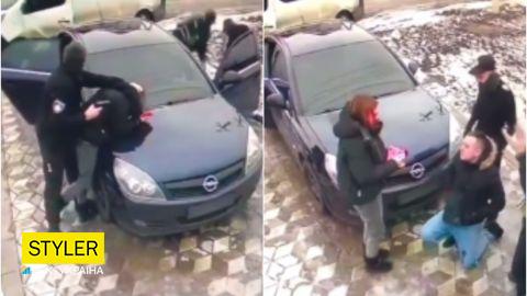 У Мелітополі хлопець оригінально освідчився своїй коханій: допомогли "копи" (відео)