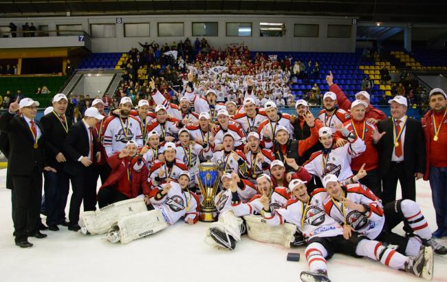 "Донбасс" четвертый раз стал чемпионом Украины по хоккею