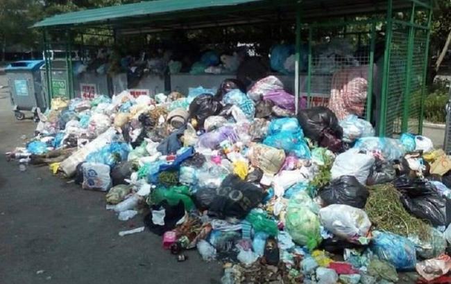 Горсовет Львова выделил 21 млн гривен городам области за прием львовского мусора