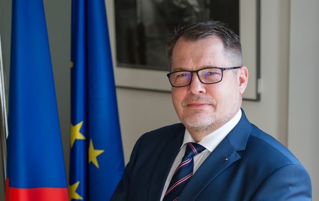 Посол Чехії заявив, що його поки не висилають з Москви