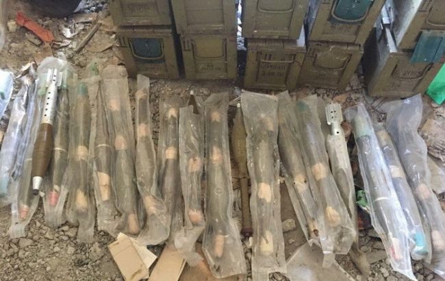 СБУ виявила в зоні АТО схованки з боєприпасами виробництва РФ