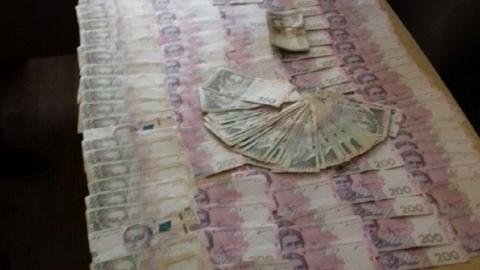 В Херсонской области разоблачили на взятке чиновника Антимонопольного комитета