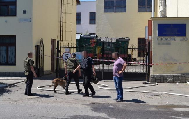 СБУ затримала трьох "телефонних мінерів"