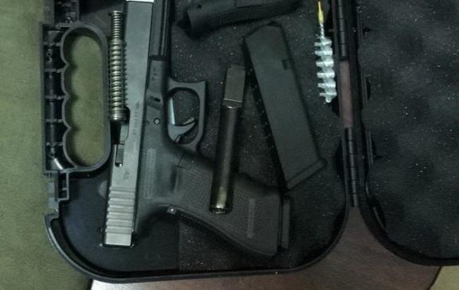 СБУ разом з правоохоронцями Польщі блокувала контрабанду зброї до України